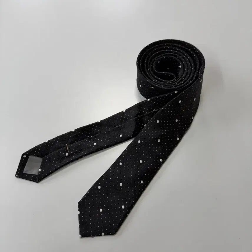 [BUNJANG] TRANS CONTINENTS Silk Tie 5cm / 트랜스 컨티넌트(TRANS CONTINENTS) 슬림 실크 넥타이 5cm