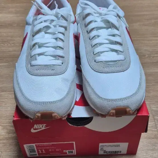 [BUNJANG] Nike Daybreak Summit White Women's 280 (Men's 270) / [나이키, 새상품]데이브레이크 써밋 화이트 우먼 280(남 270)