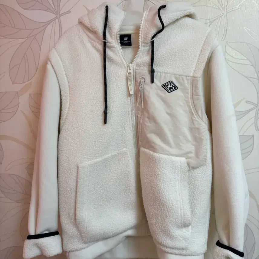 [BUNJANG] Beanpole Sports White Fleece Zip-up Jacket / 빈폴스포츠 흰색 뽀글이 플리스 집업