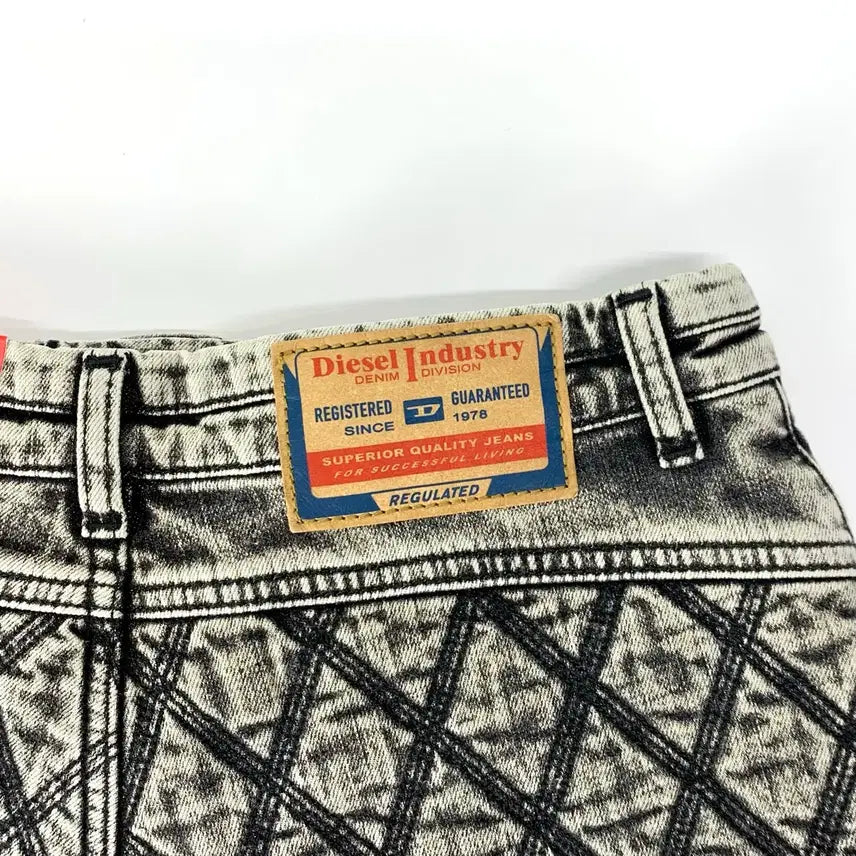 [BUNJANG] Diesel De Lunar Denim Shorts / 디젤 de lunar 데님 쇼츠