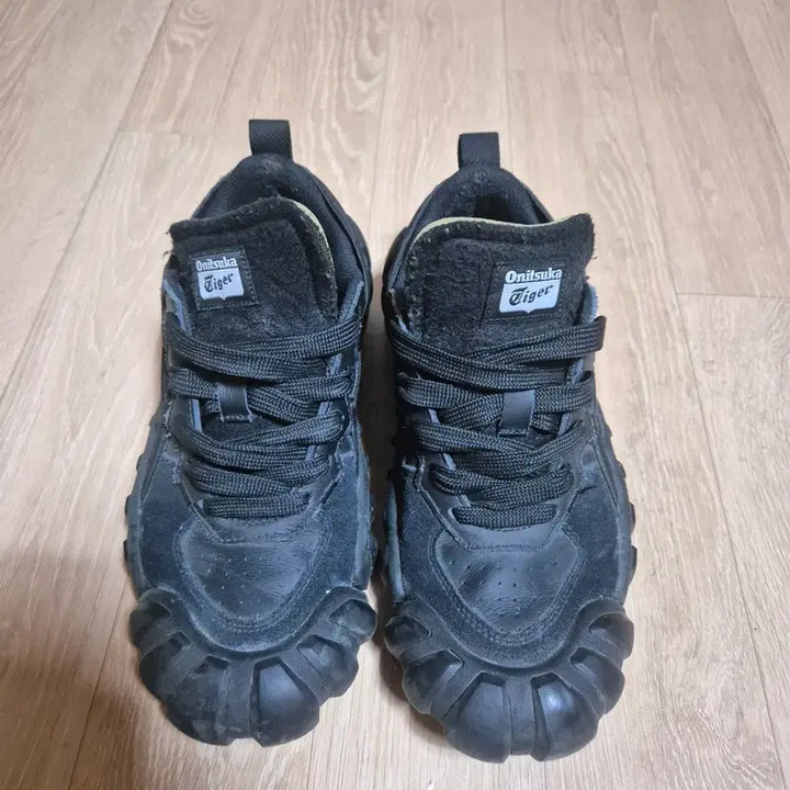 [BUNJANG] Onitsuka Tiger DENTIGRE Black Sneakers 255mm / 오니츠카타이거 덴티그레 블랙 운동화 255mm