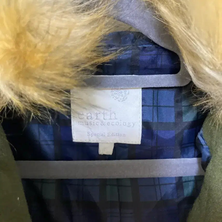 [BUNJANG] Earth Music&amp;Ecology Duffle Coat - Khaki / 어스뮤직앤이콜로지 더플코트 카키