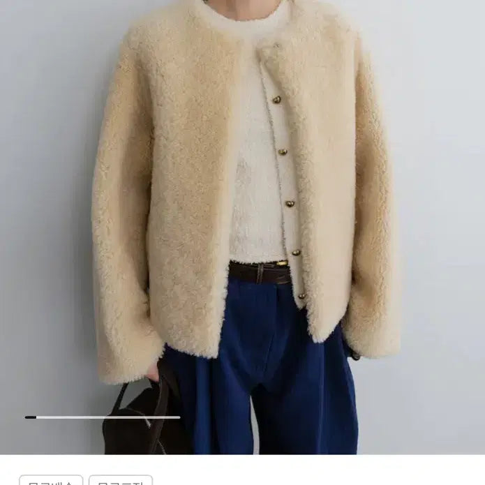 [BUNJANG] The Aperture Furry Jacket - Beige / 봄특가)디애퍼처 Furry Jacket - Beige