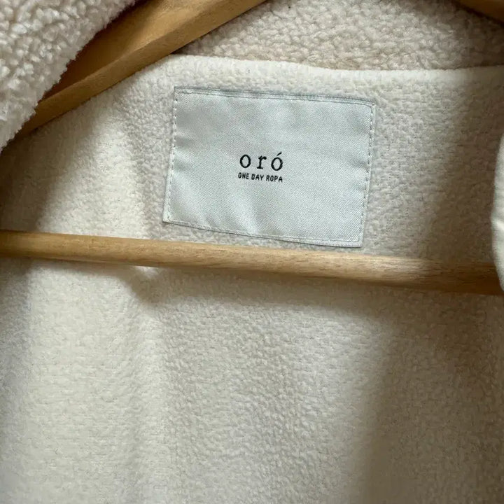 [BUNJANG] Oreo Comfy Plus Jacket Ivory / 오로 콤피 플러스 자켓 뽀글이 양털 자켓 아이보리