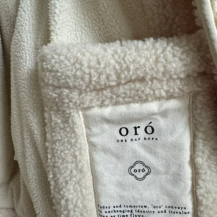 [BUNJANG] Oreo Comfy Plus Jacket Ivory / 오로 콤피 플러스 자켓 뽀글이 양털 자켓 아이보리