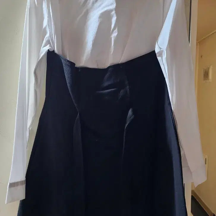 [BUNJANG] Layered V-Neck Mini Dress / (한번착용)블랙 뷔스티에 셔츠 레이어드 원피스