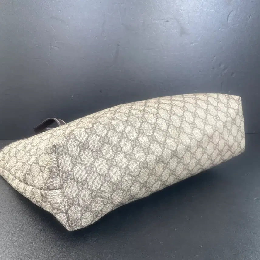 [BUNJANG] Gucci GG Logo Large Shopper Tote Bag / GUCCI 구찌 PVC GG로고 라지 쇼퍼 토트백 숄더백 211137