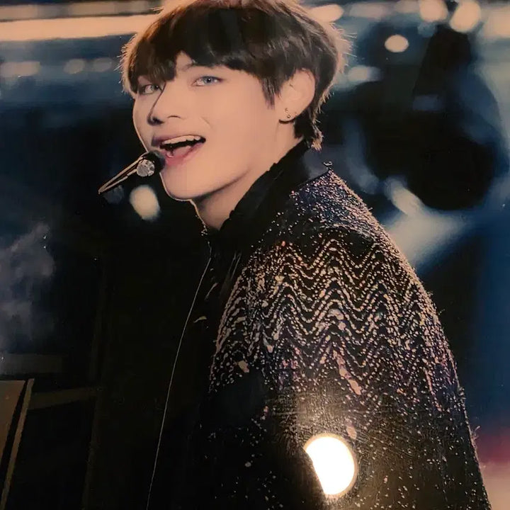 [BUNJANG] BTS V Photo Frame Set / 방탄소년단 BTS 뷔 V 액자2개