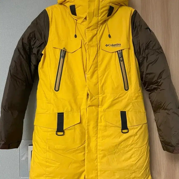 [SOLD OUT] 콜롬비아 패딩 90