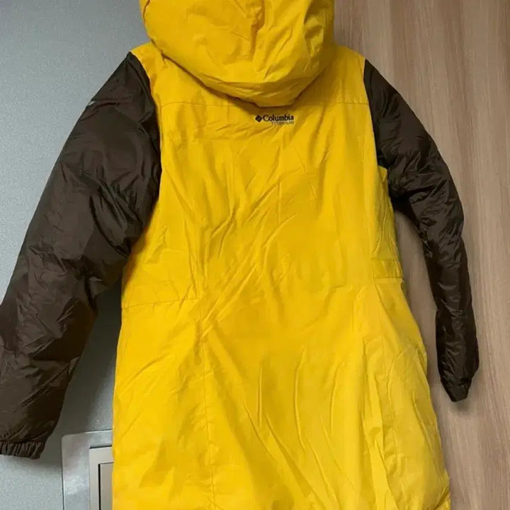 [SOLD OUT] 콜롬비아 패딩 90