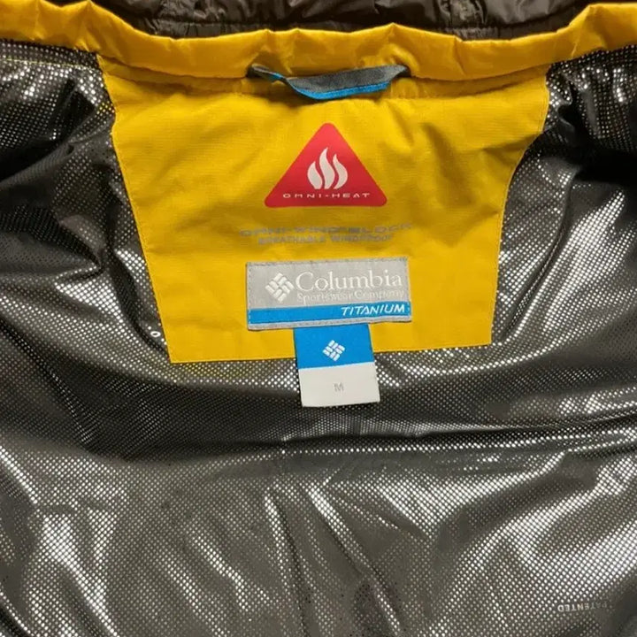 [SOLD OUT] 콜롬비아 패딩 90