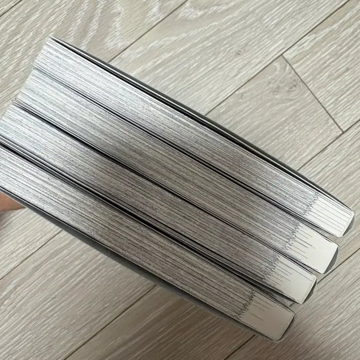 [BUNJANG] Spy x Family Comic Book Bundle Set (Vol. 1-4) / 스파이패밀리 만화책 1권~4권 일괄 팝니다