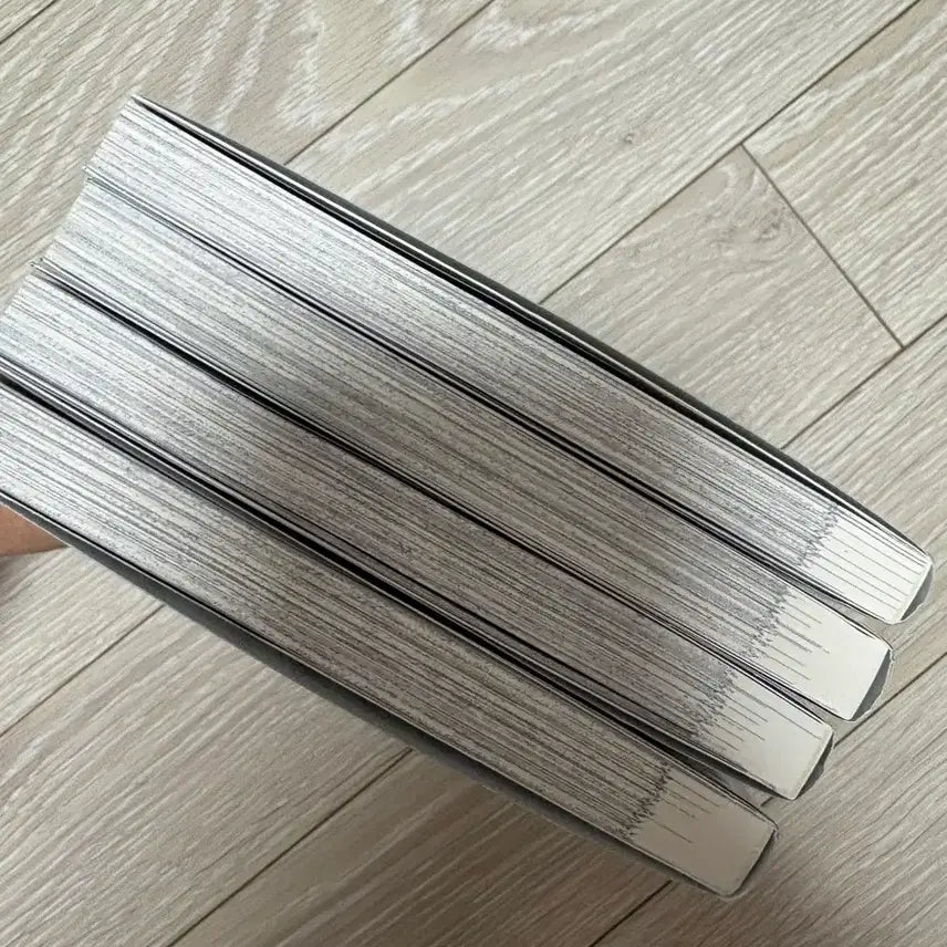 [BUNJANG] Spy x Family Comic Book Bundle Set (Vol. 1-4) / 스파이패밀리 만화책 1권~4권 일괄 팝니다