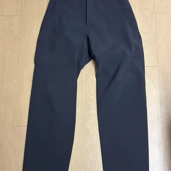[BUNJANG] Veilance Spere Tech Wool Pants 34 / 베일런스 스페레 테크 울 팬츠 34