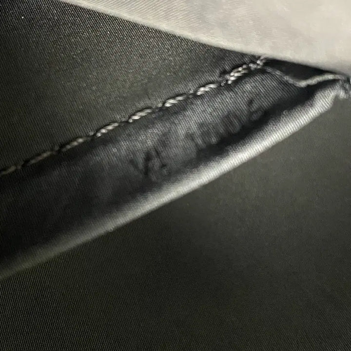 [BUNJANG] Louis Vuitton Damier Ebene Messenger Bag / (정품) 루이비통 더미에 제앙 메신져 크로스백팝니다.