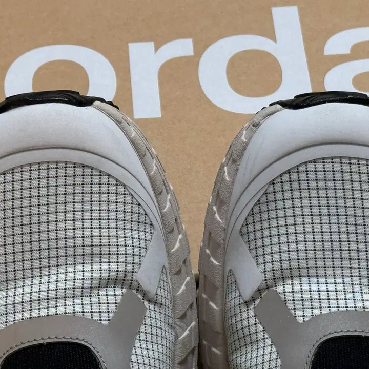 [BUNJANG] Norda 003 Ash Sneakers / norda 003 애쉬 270