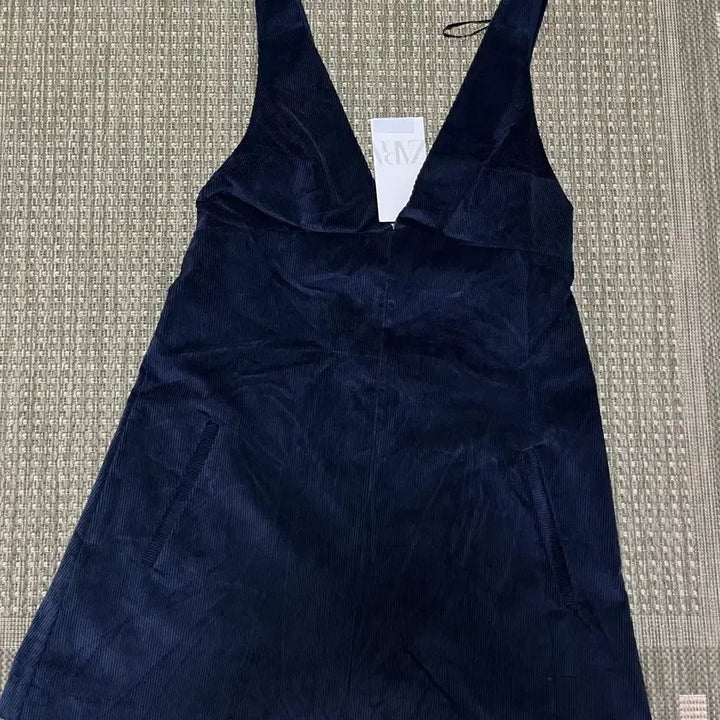 [BUNJANG] ZARA Corduroy Dress M / ZARA 자라 코듀로이 원피스 M