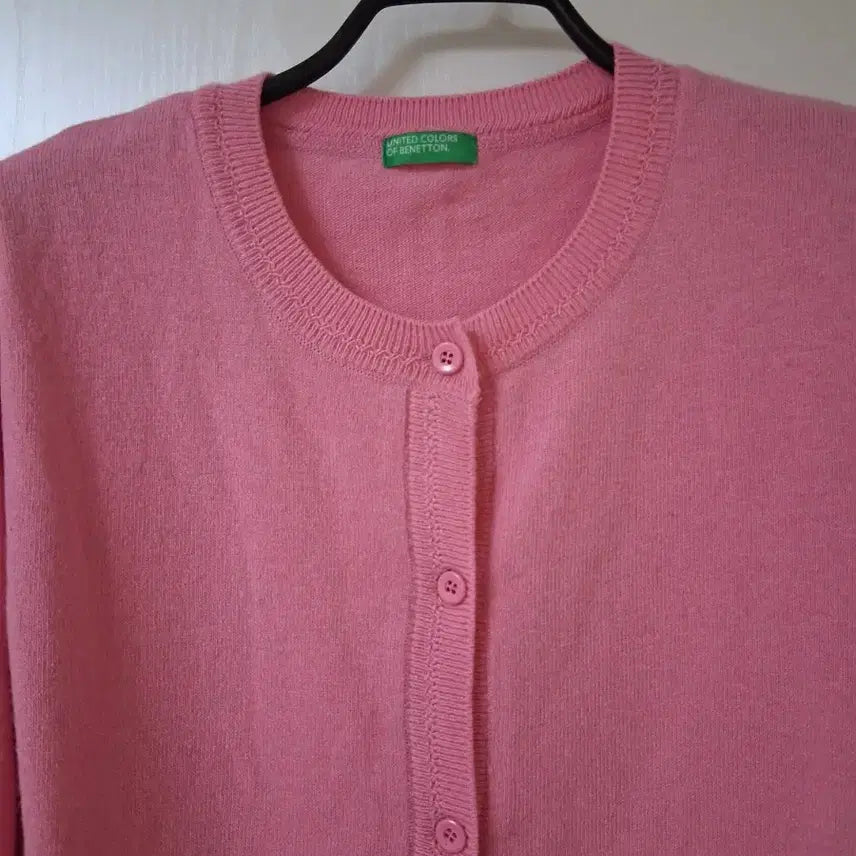 [BUNJANG] Benetton Pink Cardigan / 베네통 핑크색 여성 가디건