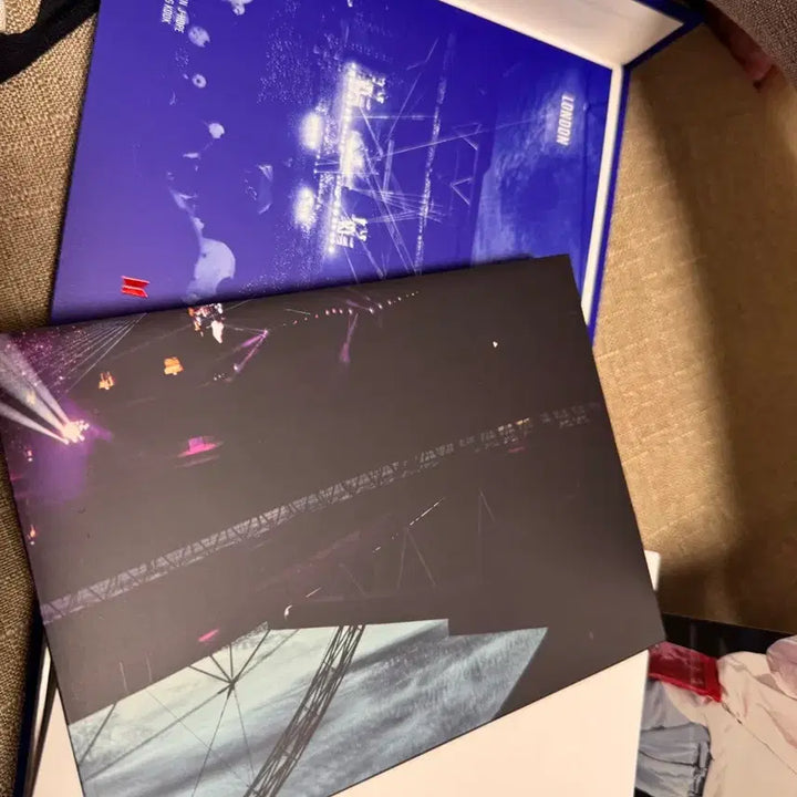 [BUNJANG] BTS Speak Yourself London DVD Set J-Hope Bookmark / 방탄소년단 스픽콘 런던 dvd 풀셋 호비 북마크포함