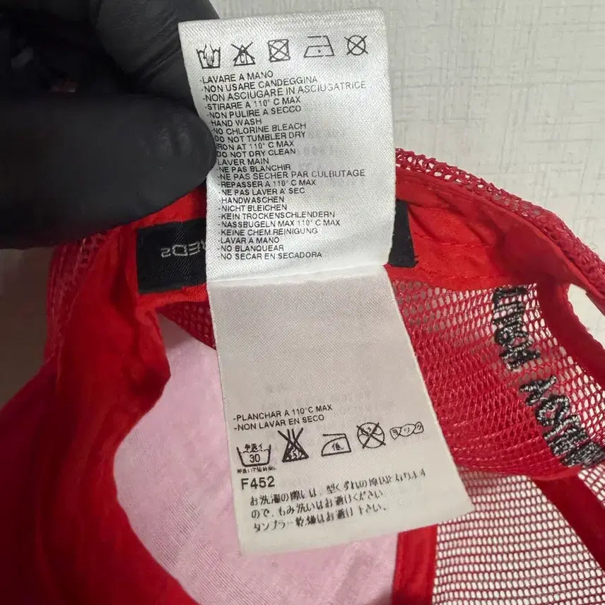 [BUNJANG] DSQUARED2 Red Mesh Cap / DSQUARED 디스퀘어드2 빨간색 메쉬 캡 모자입니다