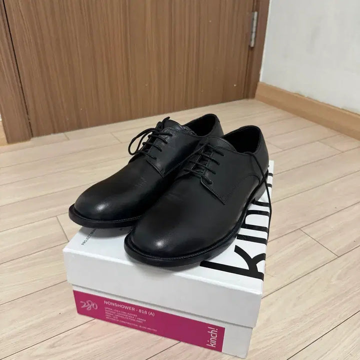 [BUNJANG] 818 Non-Shower Black 280 / [새상품]킨치 818 논샤워 블랙 280