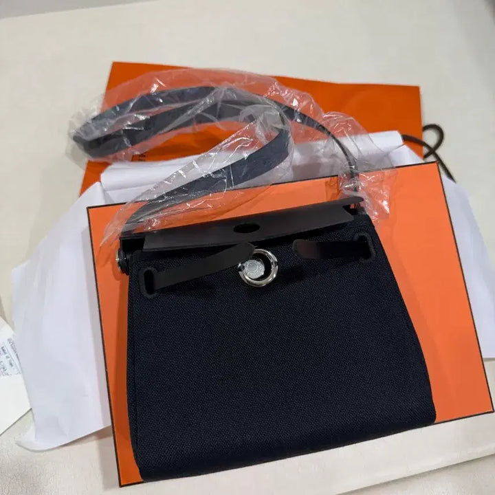 [BUNJANG] Hermes Mini En-herbag Black Silver Hardware / 에르메스 미니에르백 (에르백미니) 에르백 20 블랙 은장 미사용 새상품