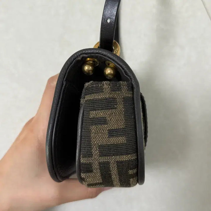 [BUNJANG] Fendi Nano Bag / 펜디 커먼 나노백