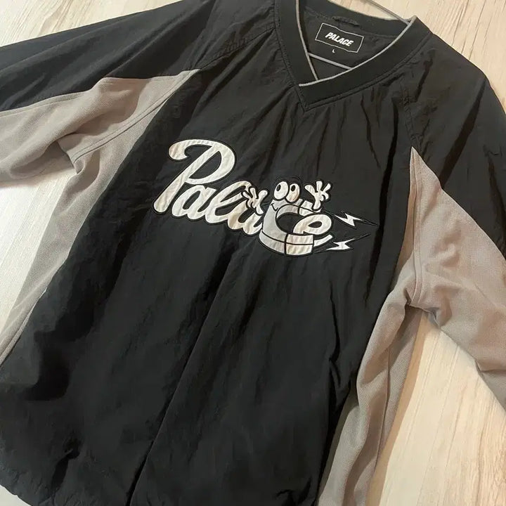 [BUNJANG] Palace Shell Pullover Jacket Black L / 팔라스 쉘 풀오버 자켓 블랙 L
