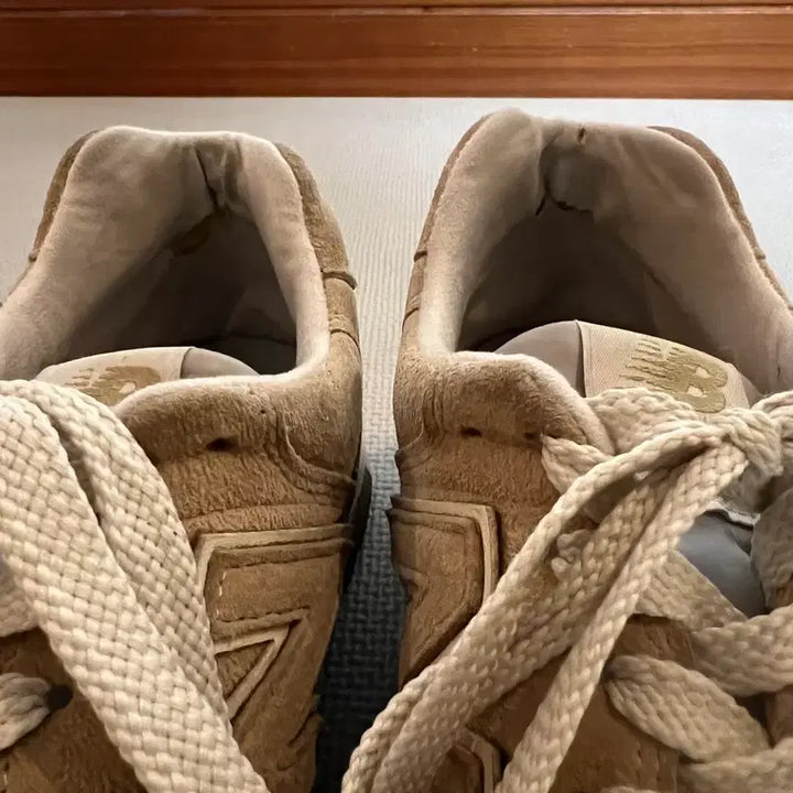 [BUNJANG] New Balance 1400JP Beige Sneakers / 무료배송 - Made in USA 뉴발란스 1400JP(베이지) 270