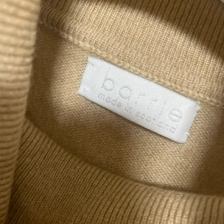 [BUNJANG] Barrie Cashmere Scarf / ㄲ샤넬이 인수한 스코틀랜드캐시미어전문 명품브랜드 barrie 캐시미어목라