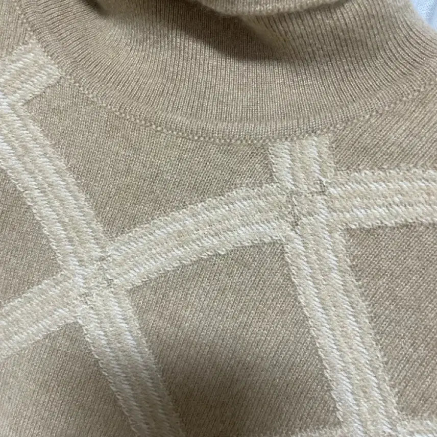 [BUNJANG] Barrie Cashmere Scarf / ㄲ샤넬이 인수한 스코틀랜드캐시미어전문 명품브랜드 barrie 캐시미어목라