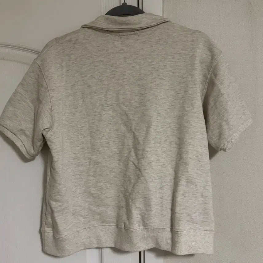 [BUNJANG] Woman's Zip-up Mock Neck Short Sleeve Top / 여성 집업 목폴라 반팔 프리사이즈 가격던짐