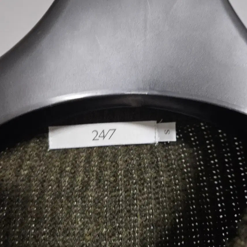 [BUNJANG] 24/7 Wool Jumper Cardigan (Size 95) / 24/7 울점퍼 가디건 95사이즈