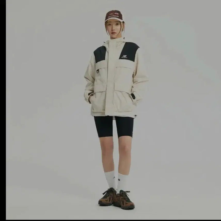 [BUNJANG] New Balance Windbreaker Ivory L / 뉴발란스 바람막이 아이보리 L 새상품입니다
