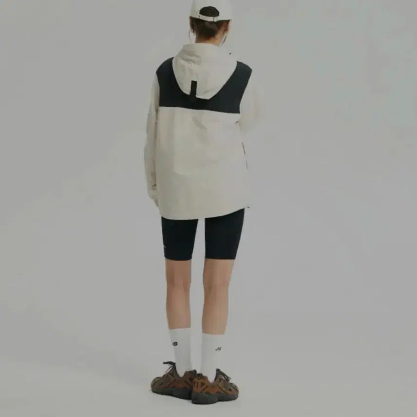 [BUNJANG] New Balance Windbreaker Ivory L / 뉴발란스 바람막이 아이보리 L 새상품입니다