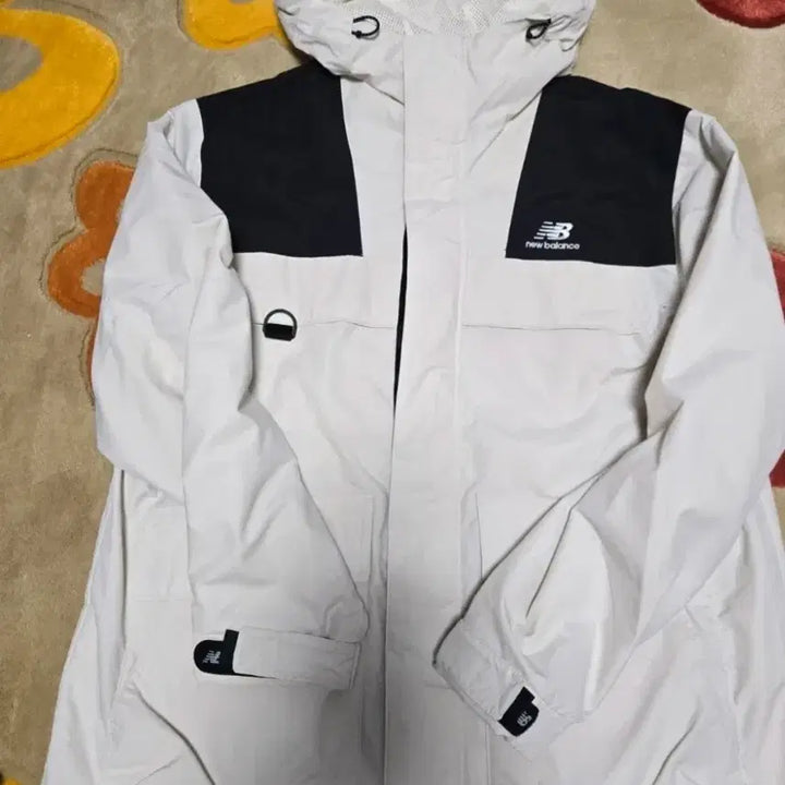 [BUNJANG] New Balance Windbreaker Ivory L / 뉴발란스 바람막이 아이보리 L 새상품입니다