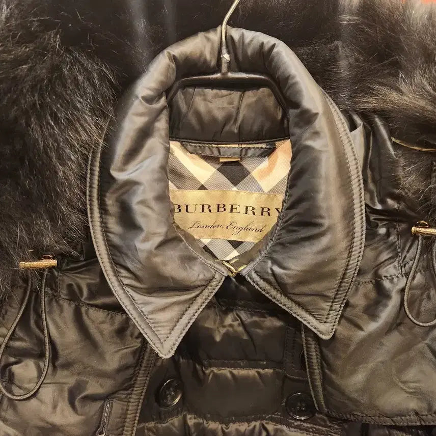 [BUNJANG] Burberry Women's Padded Coat Black / 버버리 여성 패딩 코트 블랙