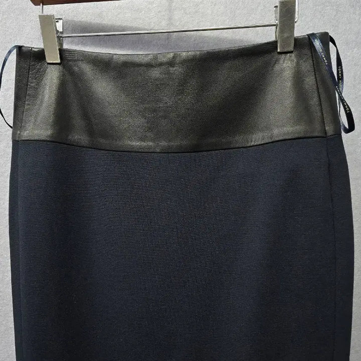 [BUNJANG] Tommy Hilfiger Leather-Accented Skirt / 타미힐피거    레더배색  스커트