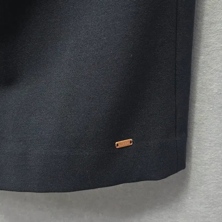 [BUNJANG] Tommy Hilfiger Leather-Accented Skirt / 타미힐피거    레더배색  스커트