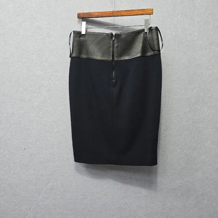 [BUNJANG] Tommy Hilfiger Leather-Accented Skirt / 타미힐피거    레더배색  스커트