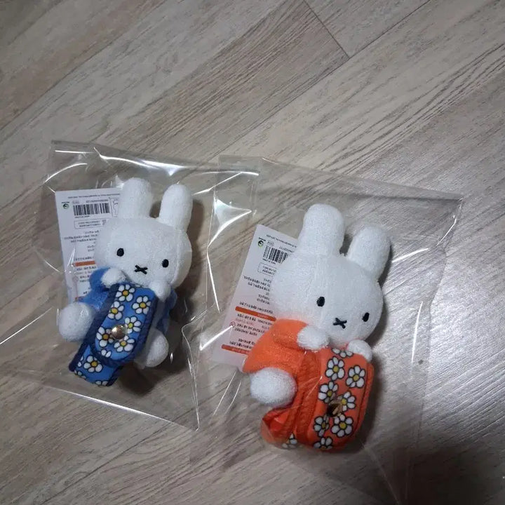 [BUNJANG] Miffy Floral Key Holder (Orange/Blue) / 미피 꽃무늬  키홀더  오렌지/블루/개당가격 (무료배송)