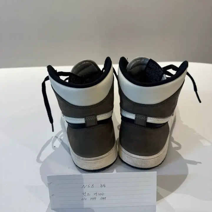 [BUNJANG] Nike Jordan 1 Mocha Sneakers / [285] 조던1 모카