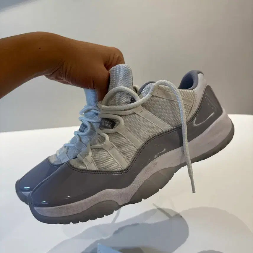 [BUNJANG] Jordan 11 Cement Grey / [285] 조던11 시멘트 그레이