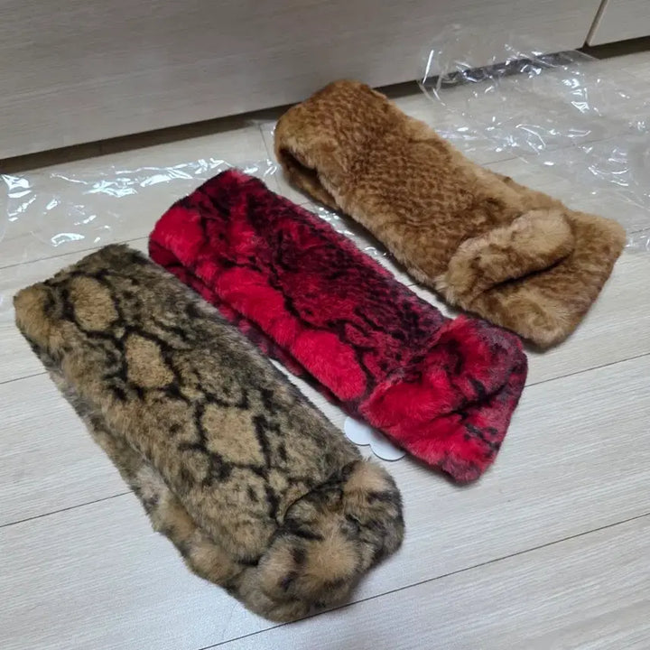 [BUNJANG] ICINOO Faux Mink Fur Muffler / ICINOO 인조 밍크 퍼 머플러 목도리 (호피,레오파드,밤비)