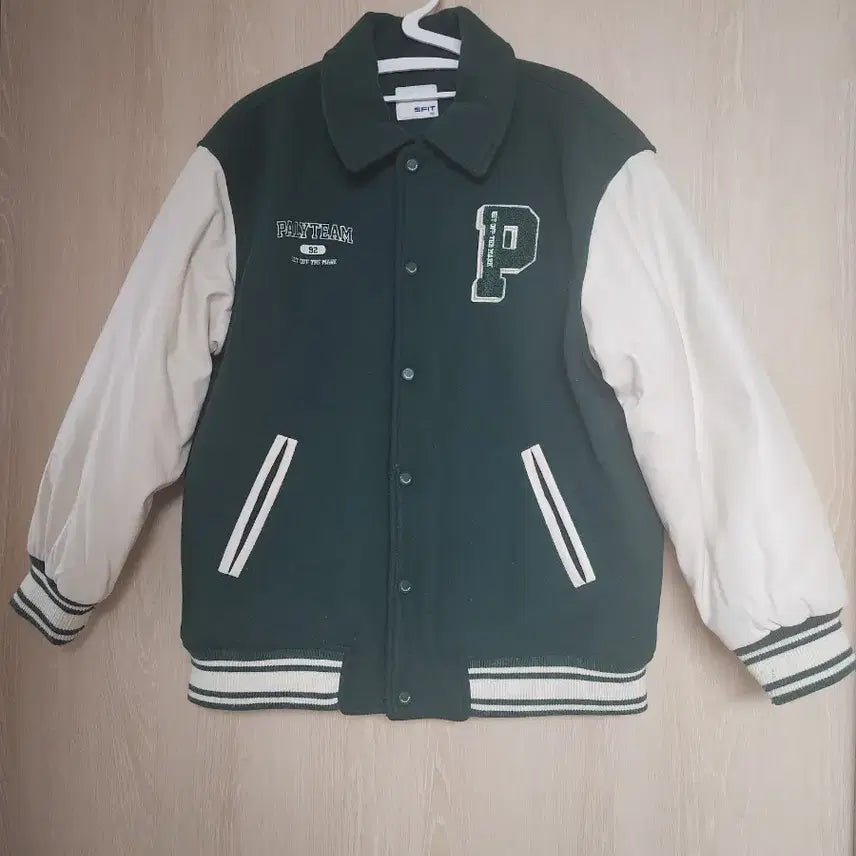 [BUNJANG] Kara Varsity Jacket / 카라 바시티 자켓