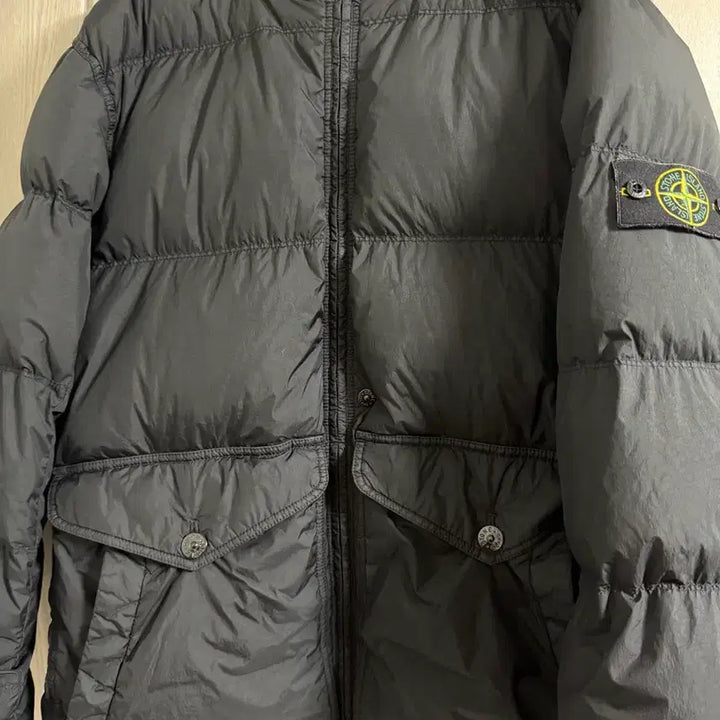 [SOLD OUT] 스톤아일랜드 24FW 크링클랩스 숏패딩 블랙 (XL)