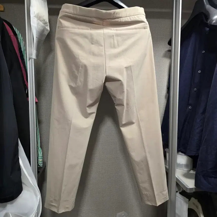 [BUNJANG] Theory Semi Tech Beige Slacks / 띠어리 세미테크 여름용 슬렉스 / 베이지 / 31