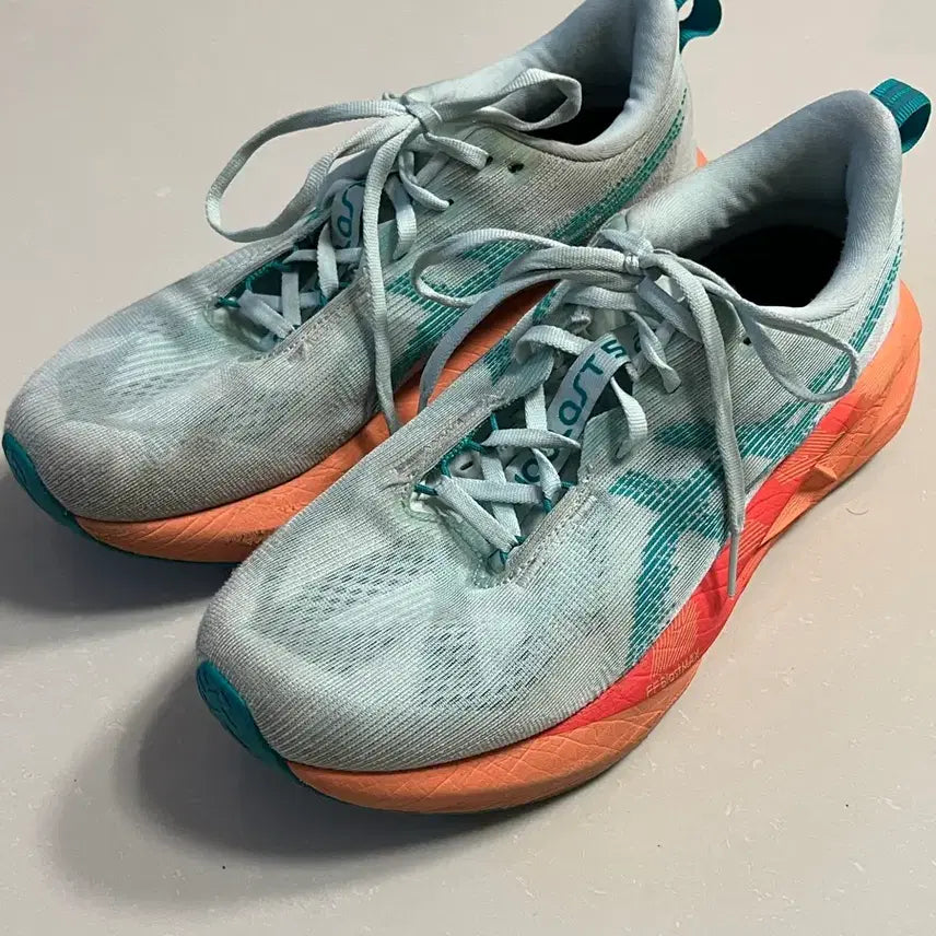 [BUNJANG] 아식스 노바블라스트5 265 / 아식스 노바블라스트5 265