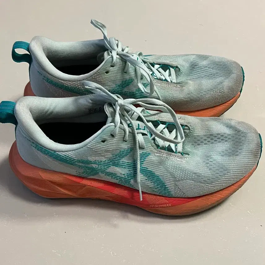 [BUNJANG] 아식스 노바블라스트5 265 / 아식스 노바블라스트5 265