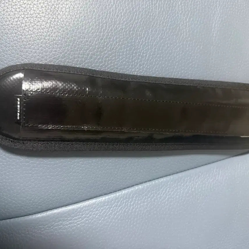 [BUNJANG] Freitag Shoulder Pad Black / 프라이탁 어깨패드블랙